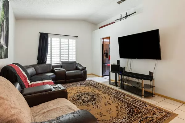 San Bernardino, CA 92410,2549 Esperanza ST