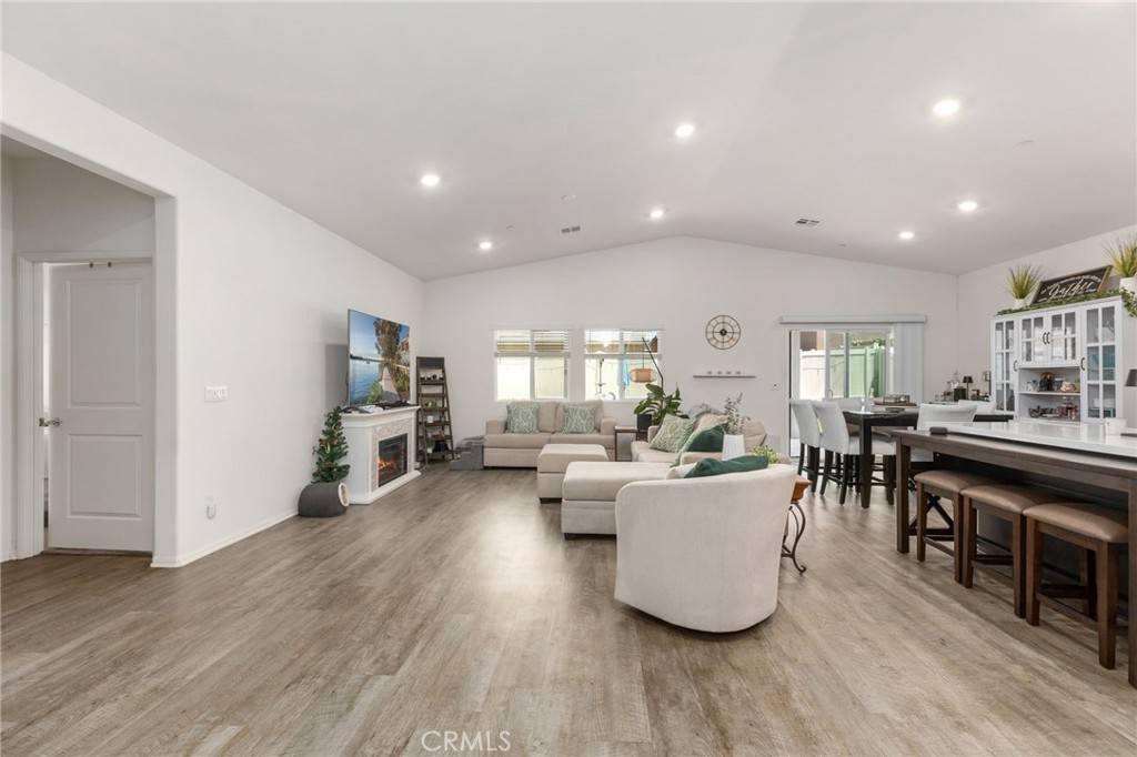 Winchester, CA 92596,28332 Fressia DR
