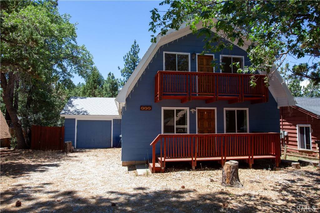 444 Sunset LN, Sugarloaf, CA 92386
