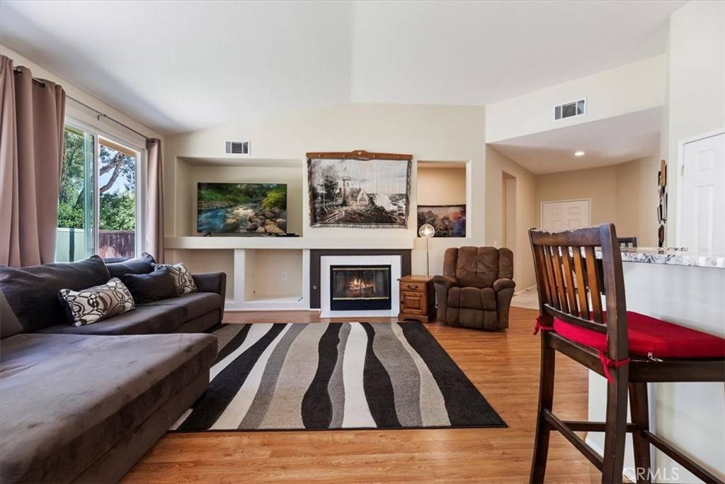 Corona, CA 92883,27185 Buffalo TRL