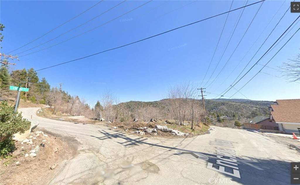 Running Springs, CA 92382,2379 Chicago DR