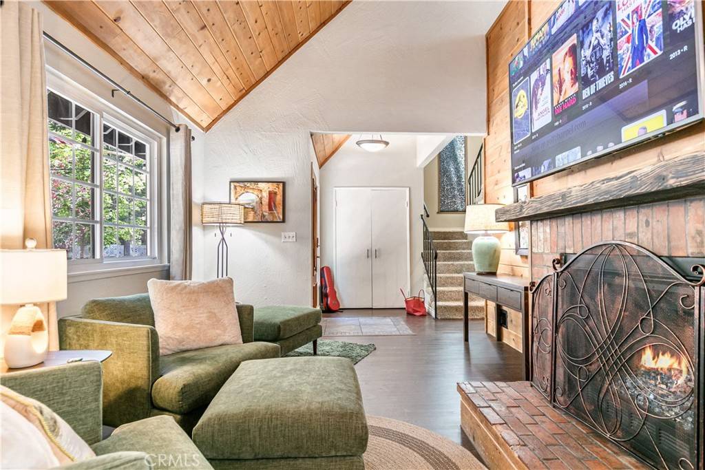 Lake Arrowhead, CA 92352,248 Hemlock DR