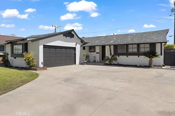 7084 Santa Ana CIR, Buena Park, CA 90620