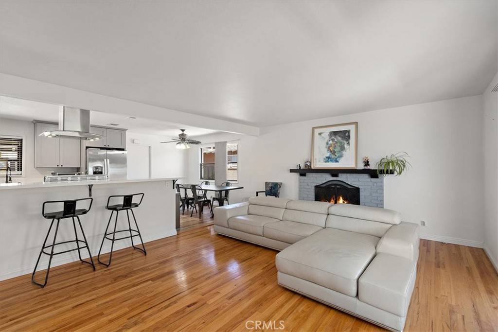Buena Park, CA 90620,7084 Santa Ana CIR