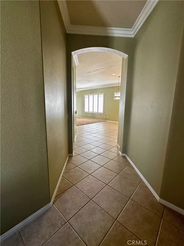 Banning, CA 92220,2348 Birdie DR