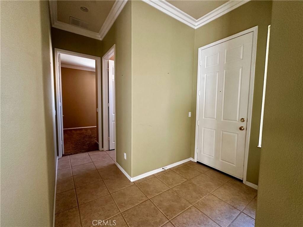 Banning, CA 92220,2348 Birdie DR