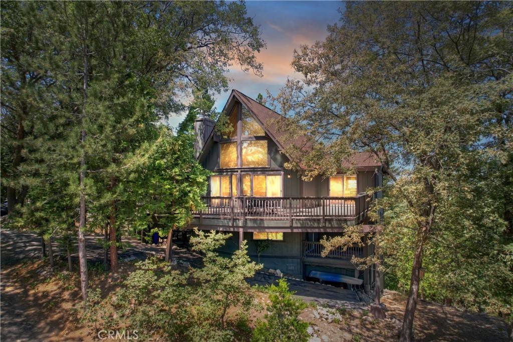 273 Shasta DR, Lake Arrowhead, CA 92317