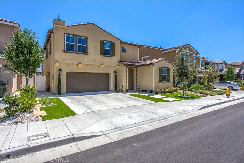 Redlands, CA 92374,849 Half Moon AVE