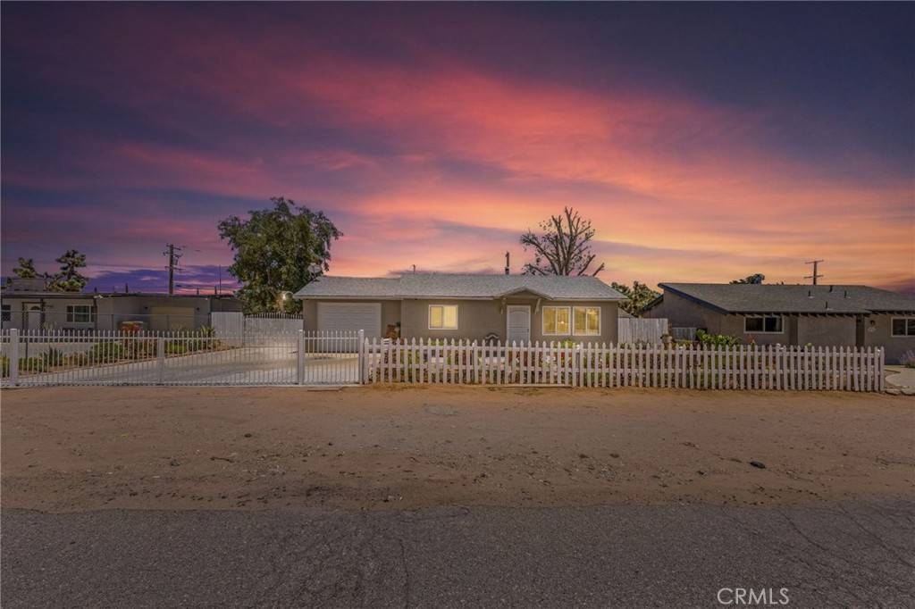 16116 Cajon, Hesperia, CA 92345