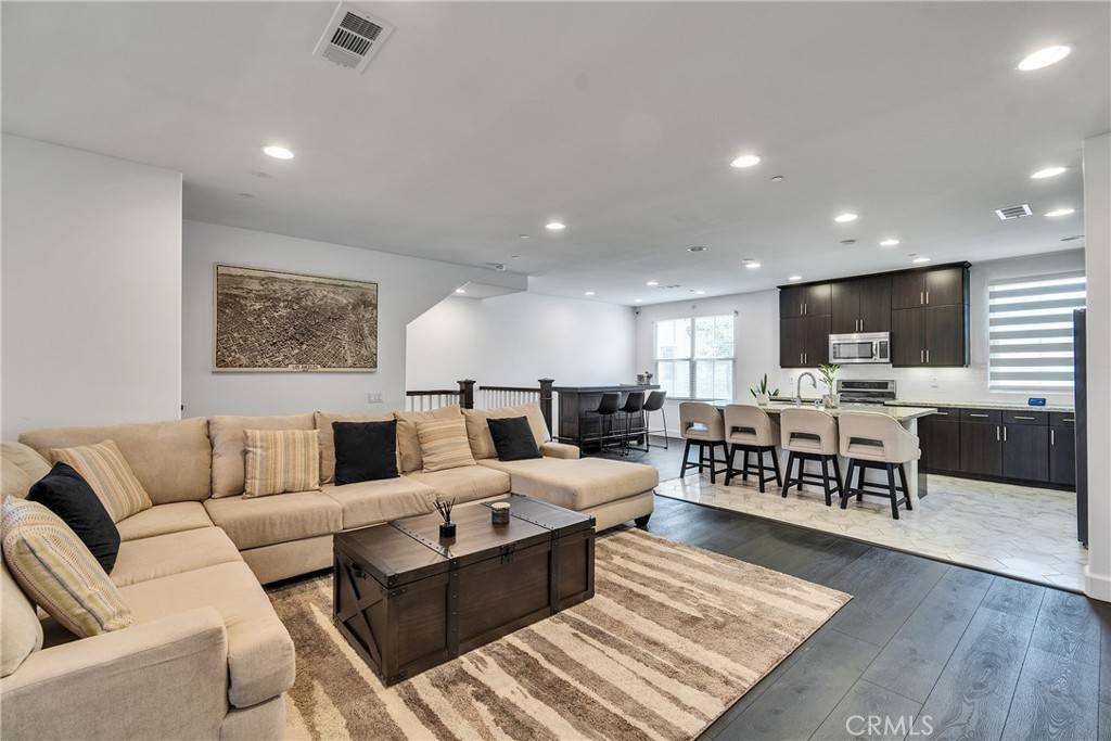 Irvine, CA 92618,58 Origin