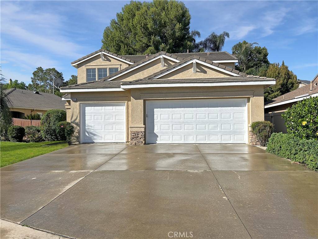 9121 Gold Fields CIR, Corona, CA 92883