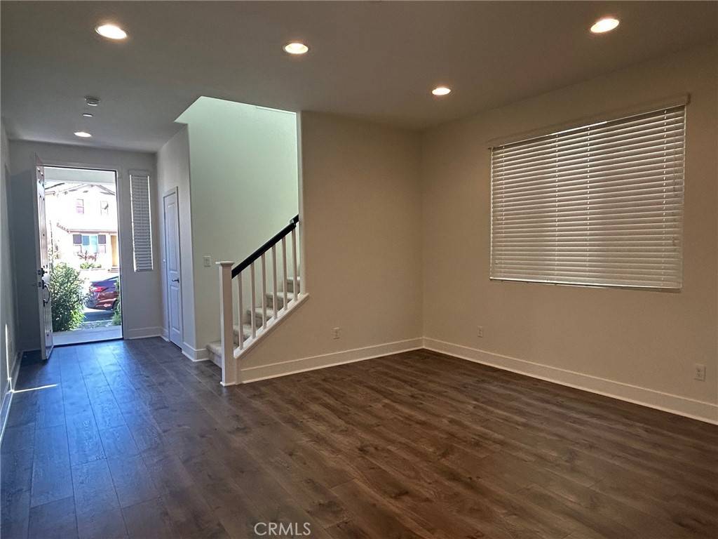 Eastvale, CA 92880,12918 Meridian CT