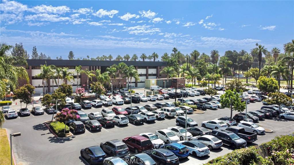 Riverside, CA 92503,9041 Magnolia AVE #7