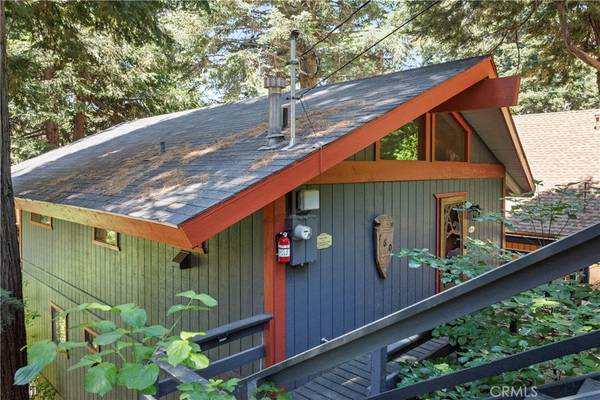 760 Lake DR, Lake Arrowhead, CA 92352