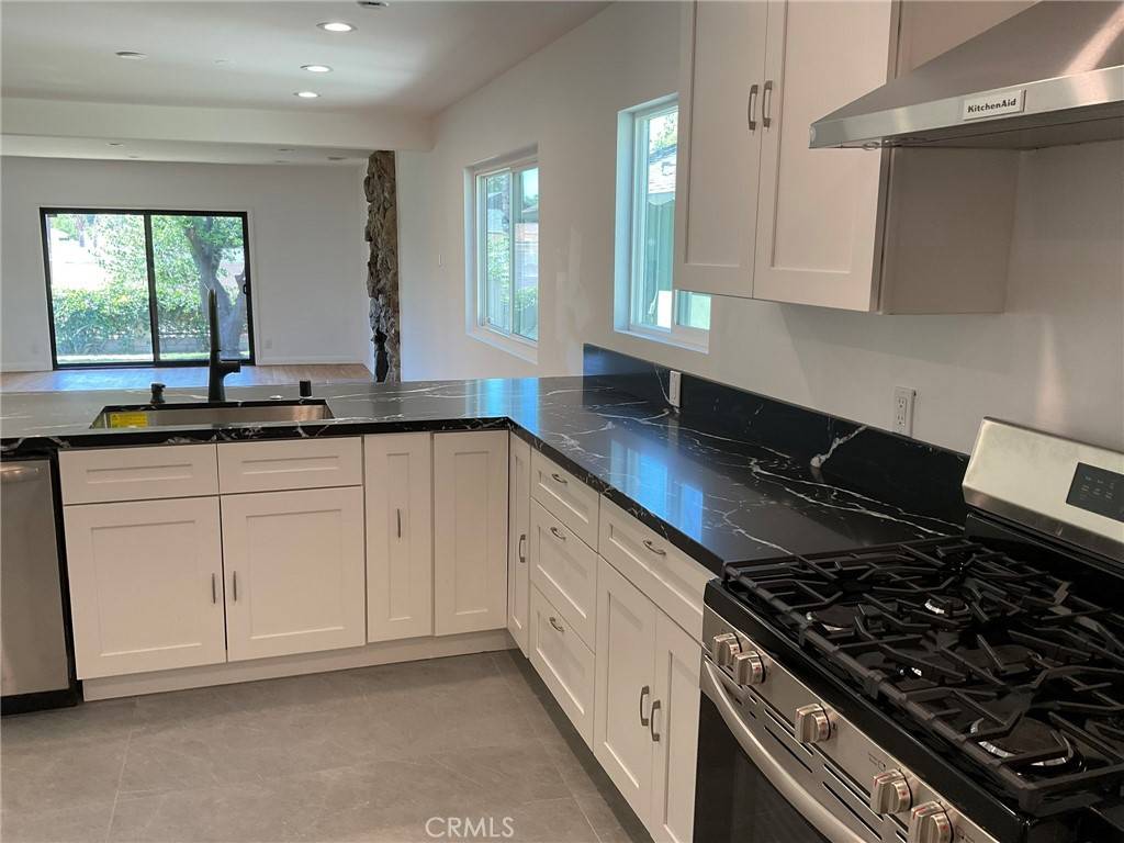 Winnetka, CA 91306,19953 Ingomar ST