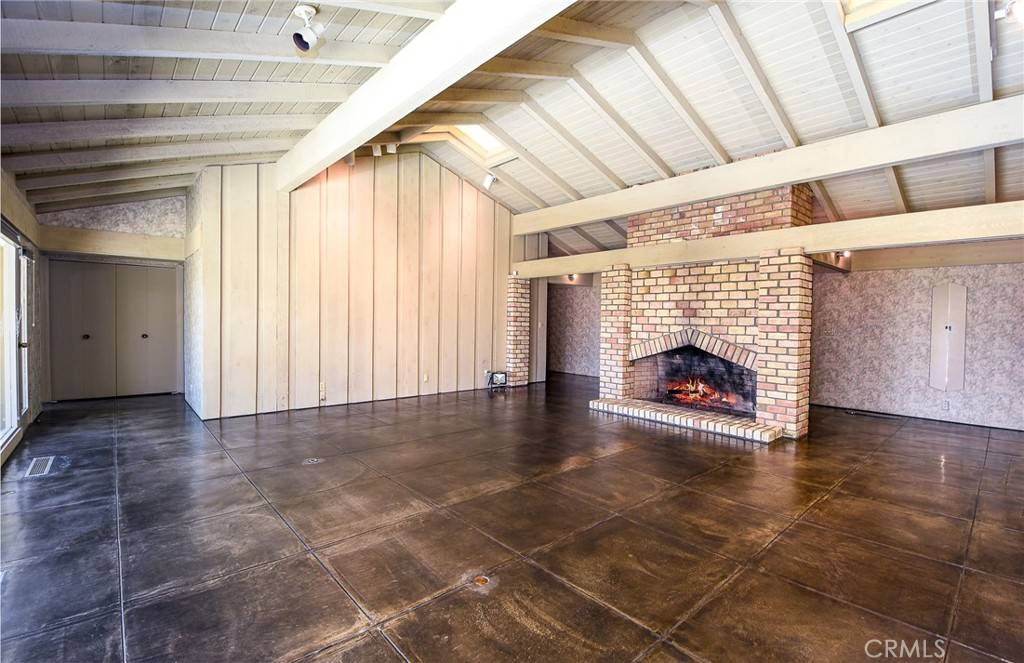Corona, CA 92881,4308 Crown Ranch RD