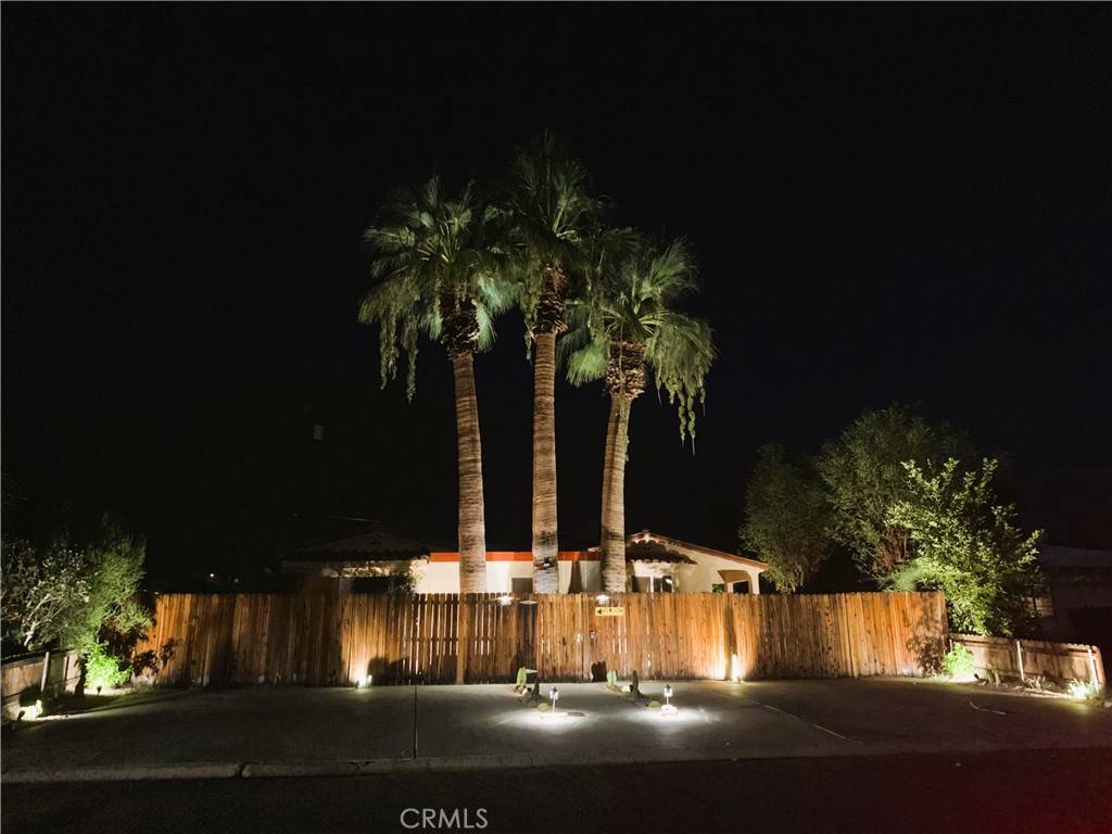 583 S Calle Abronia, Palm Springs, CA 92264