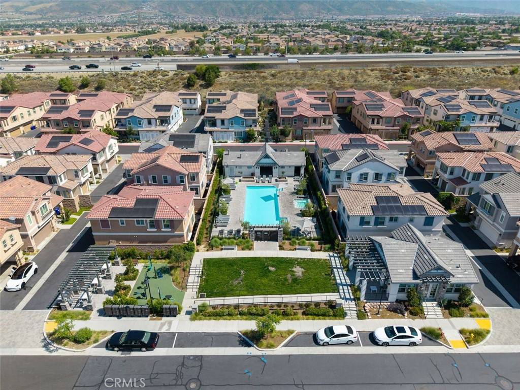 Fontana, CA 92336,15147 Ridge LN #5