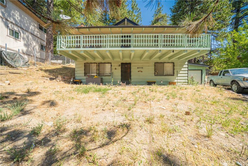 31776 Panorama DR, Running Springs, CA 92382