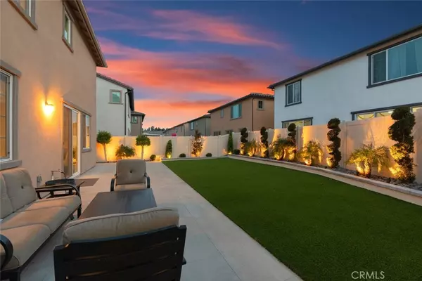 Corona, CA 92883,2227 Melogold WAY