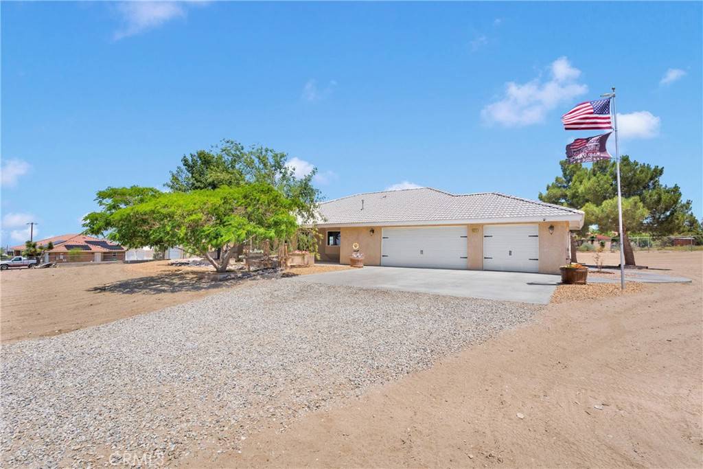 Phelan, CA 92371,9525 Cambria CT