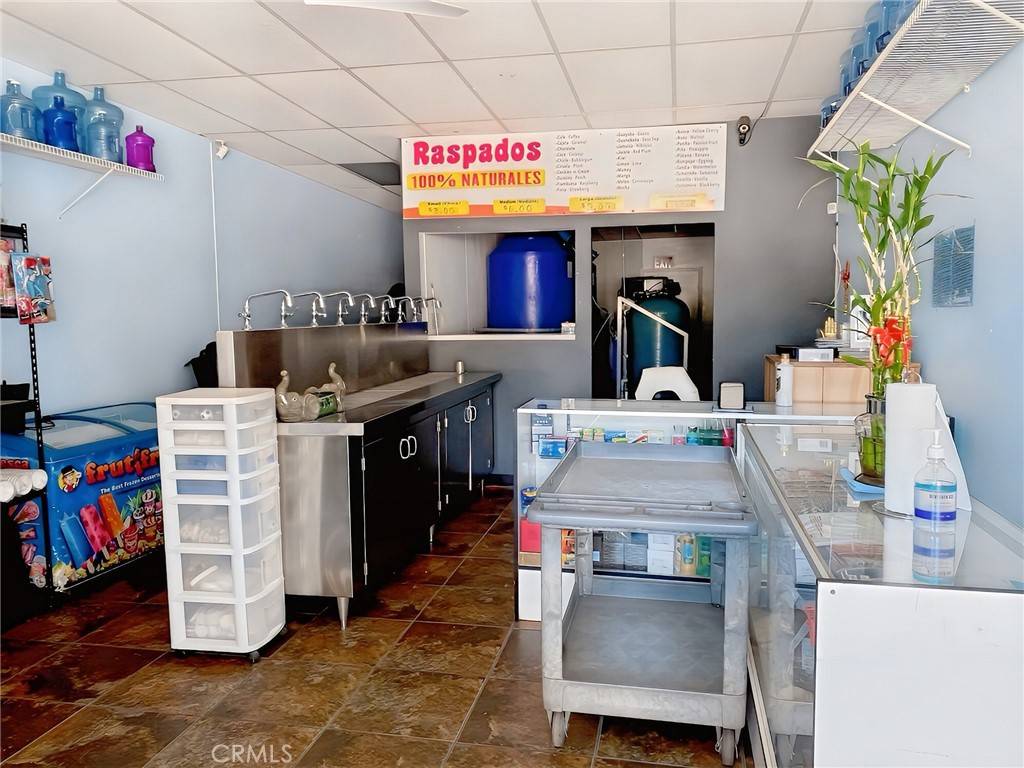 245 E Baseline ST, Rialto, CA 92376