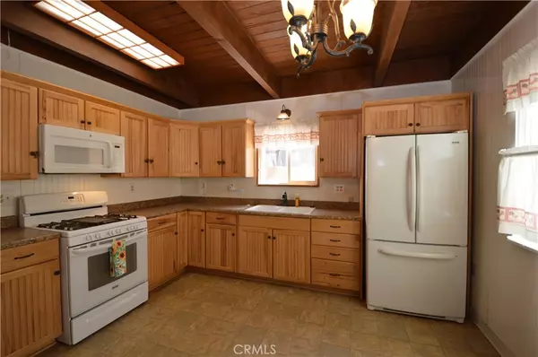 Big Bear City, CA 92314,2062 9TH LN