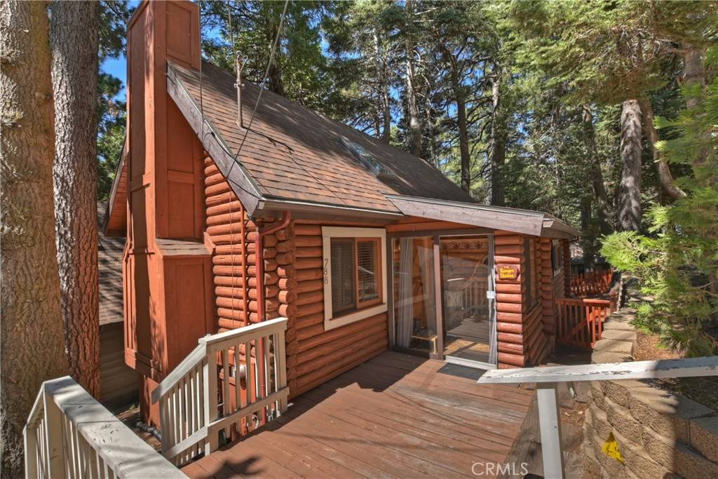 Lake Arrowhead, CA 92352,788 Buckingham Square