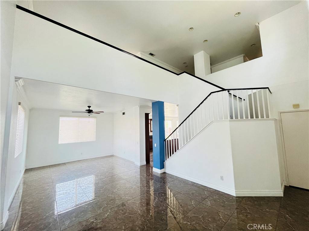 Rialto, CA 92376,405 E Lurelane ST