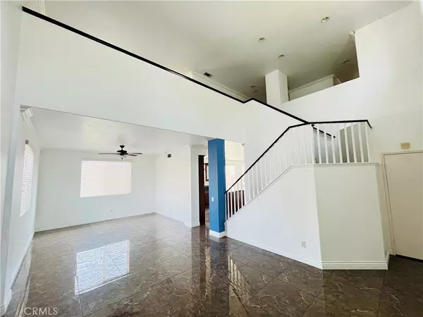 Rialto, CA 92376,405 E Lurelane ST