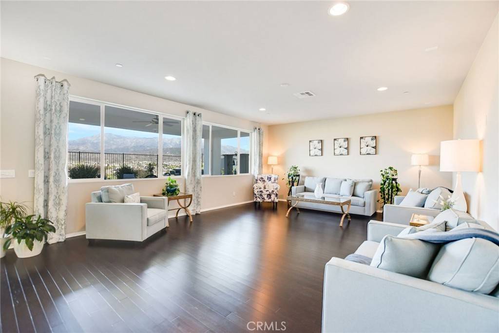 Beaumont, CA 92223,35212 Smith AVE