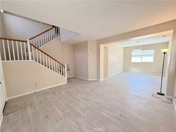 San Jacinto, CA 92583,990 Garrett WAY