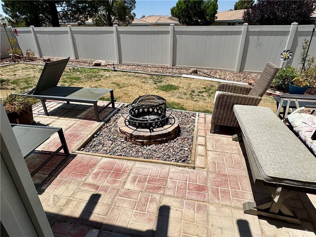 Apple Valley, CA 92308,19642 Castle Harbor CT