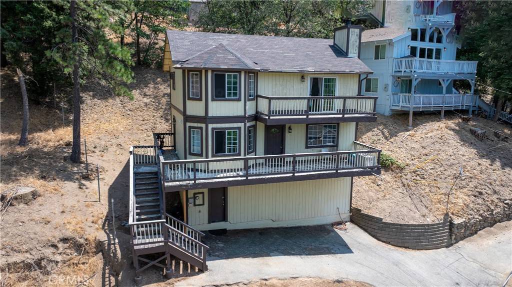 23930 Zuger DR, Crestline, CA 92325
