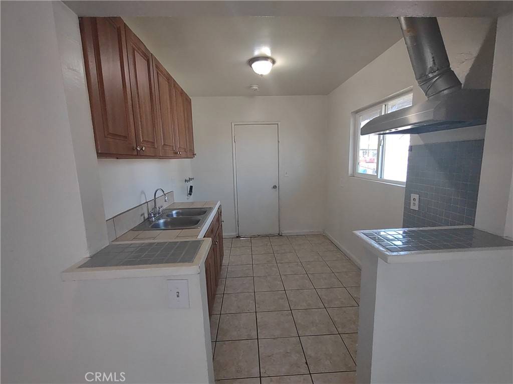 Pomona, CA 91766,1685 S Reservoir ST