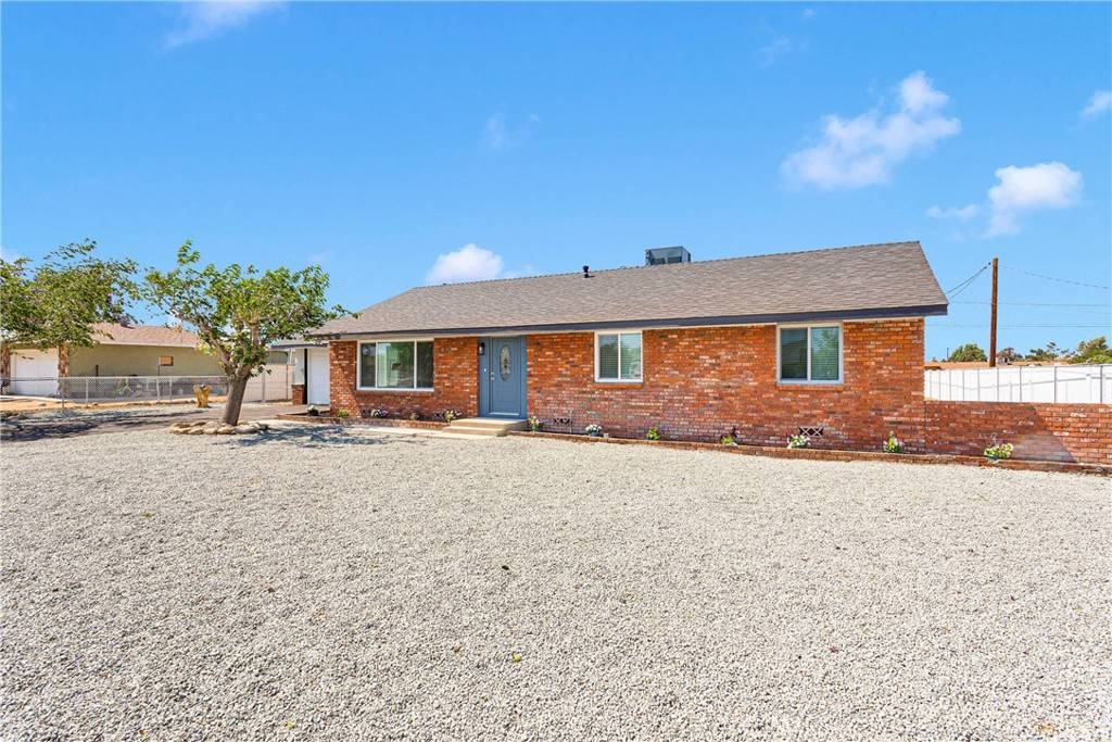 Apple Valley, CA 92307,20972 Quilente RD