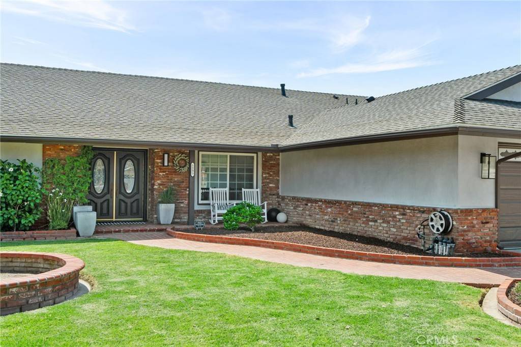 Norco, CA 92860,5293 Trail ST