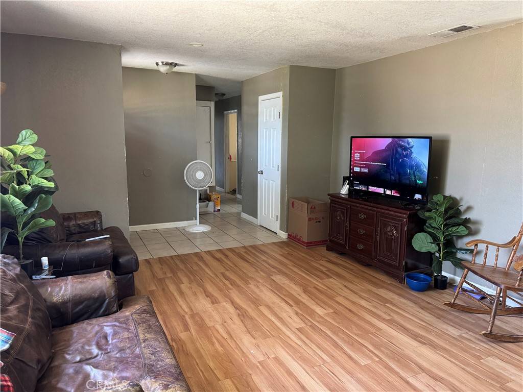 Redlands, CA 92374,824 Hartzell AVE