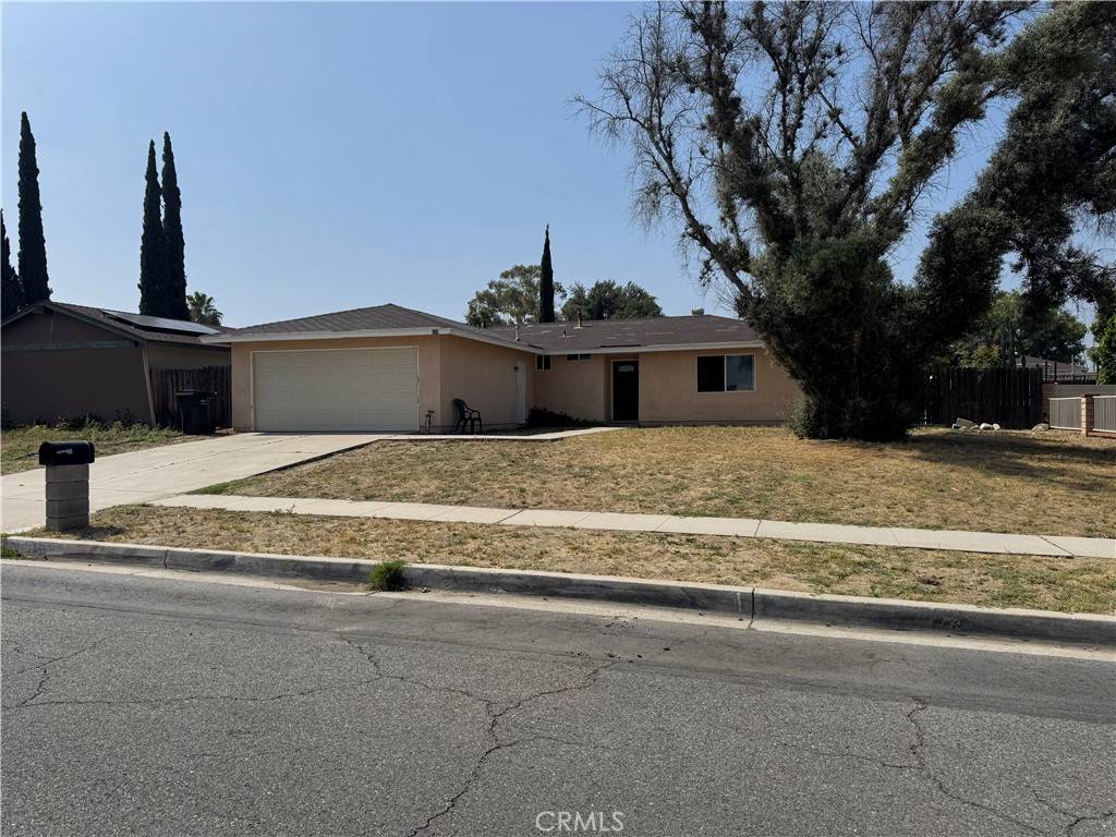 Redlands, CA 92374,824 Hartzell AVE