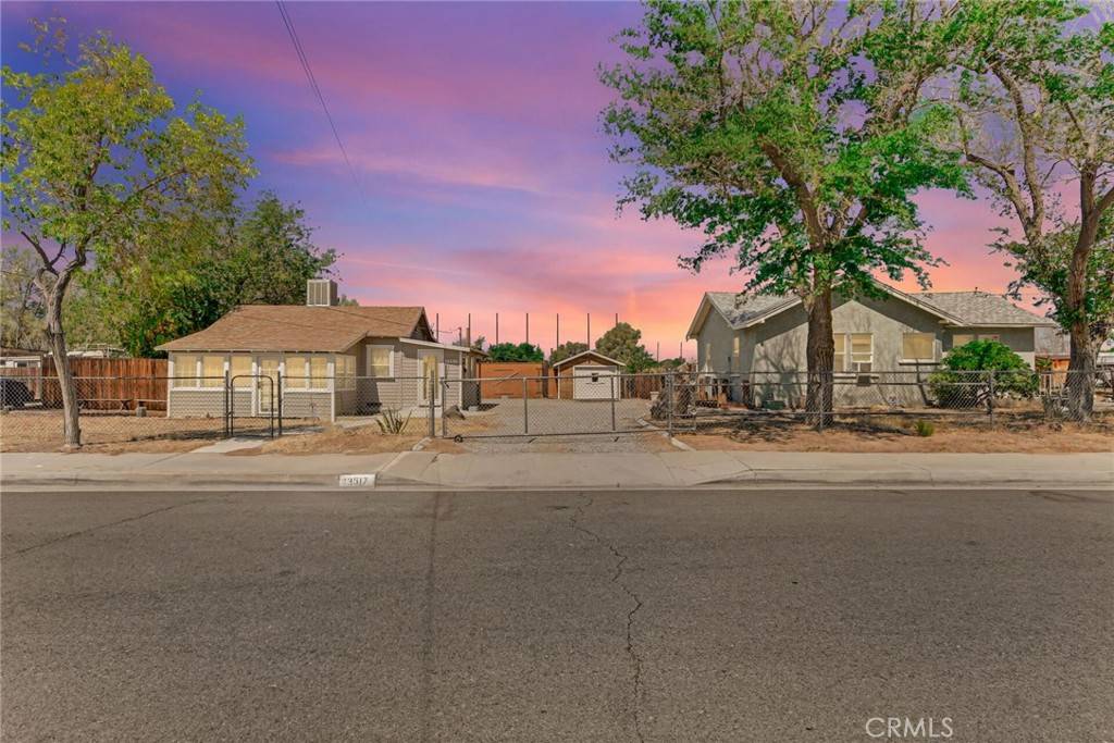 43517 7Th St E., Lancaster, CA 93535