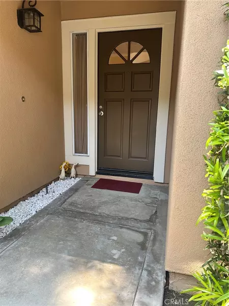 8090 E Goldenrod LN, Anaheim, CA 92808