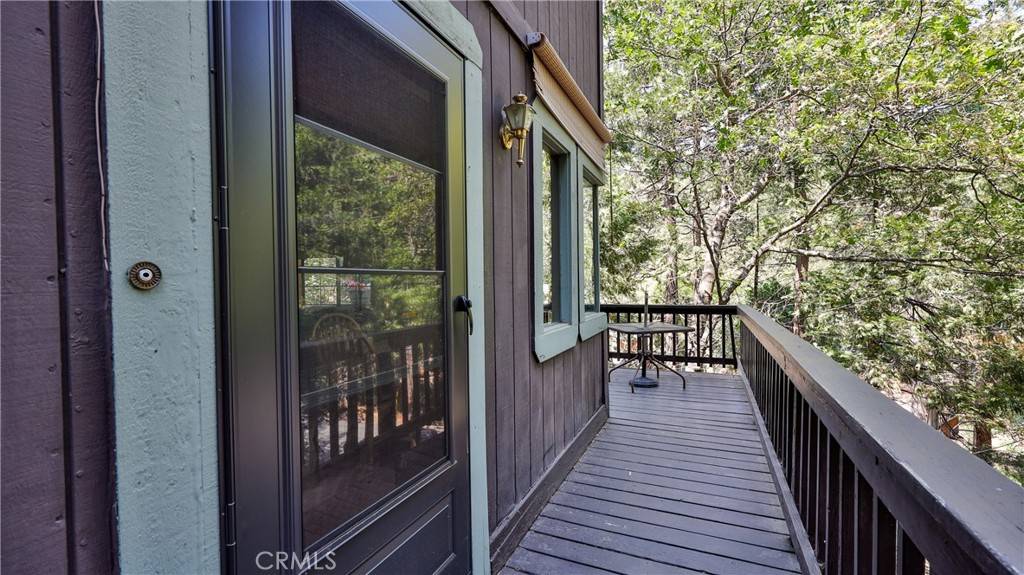 24941 Faulhorn DR, Crestline, CA 92325