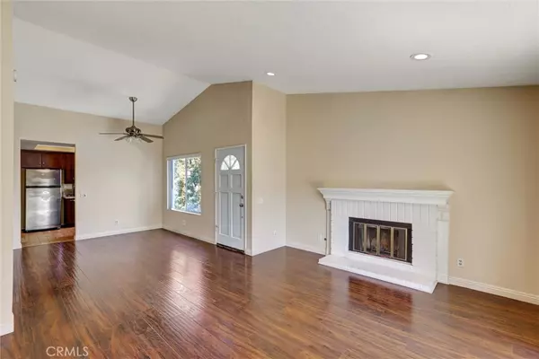 Irvine, CA 92620,54 Monroe #73