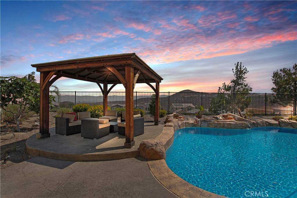 13122 Capricornio ST, Riverside, CA 92503