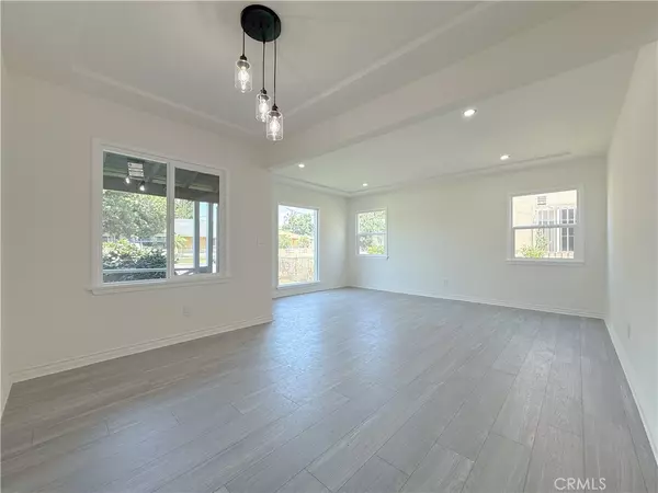 Lynwood, CA 90262,3124 Virginia ST