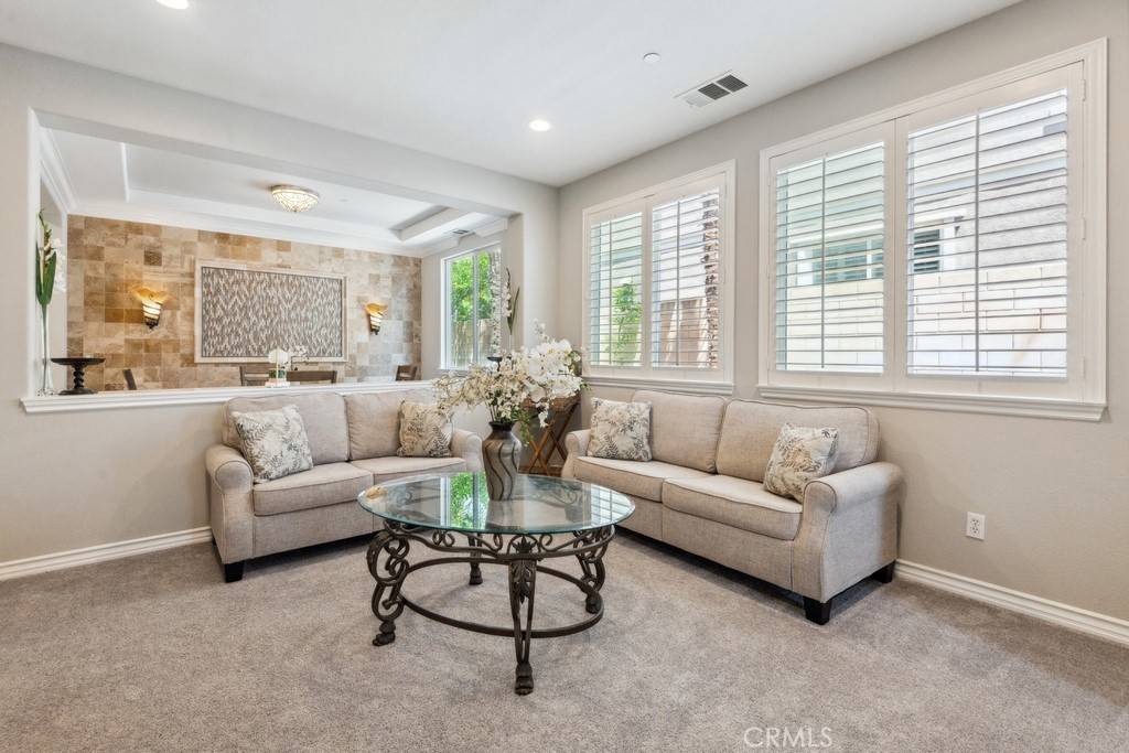 Fontana, CA 92336,5460 Turin WAY