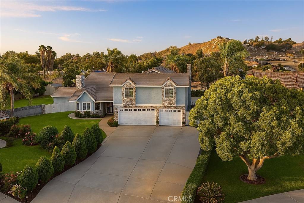 Riverside, CA 92505,10935 Thrush DR