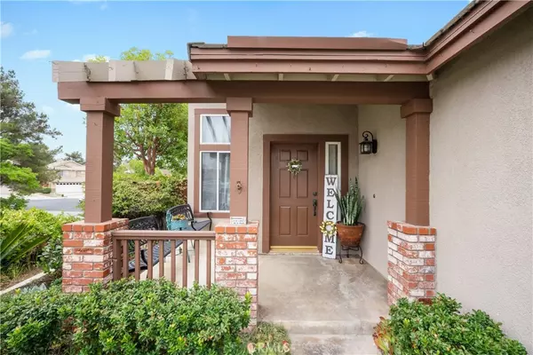 Corona, CA 92879,2068 Atherton CIR