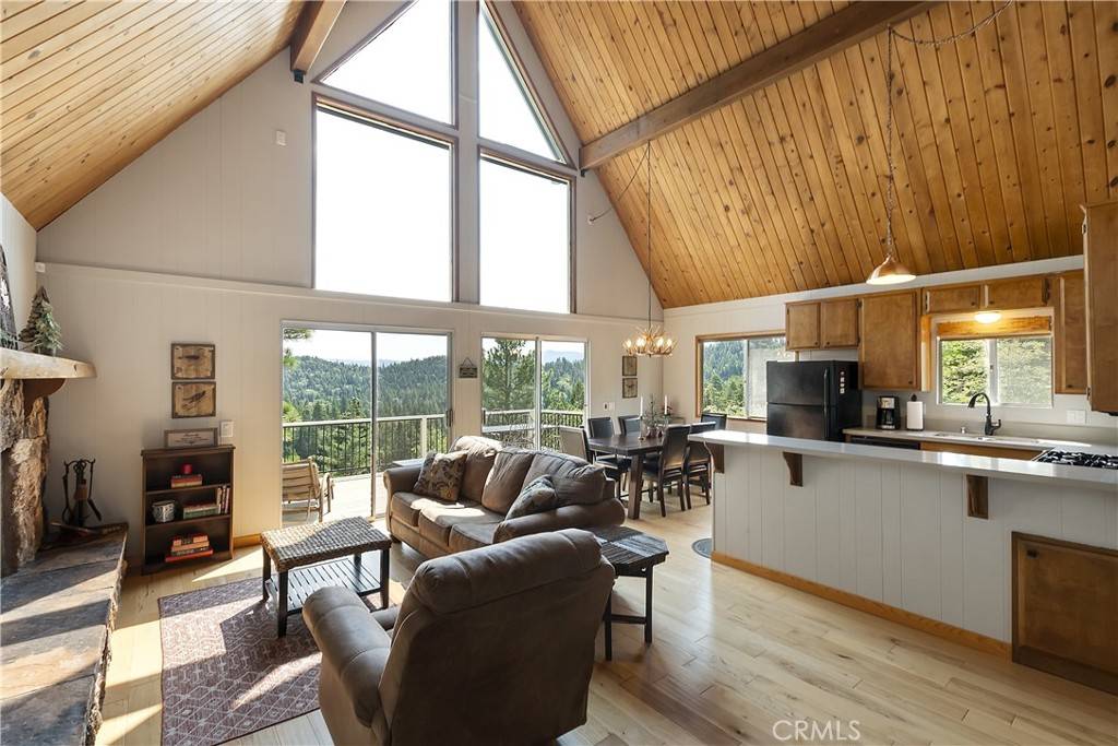 Lake Arrowhead, CA 92352,26354 Spyglass DR