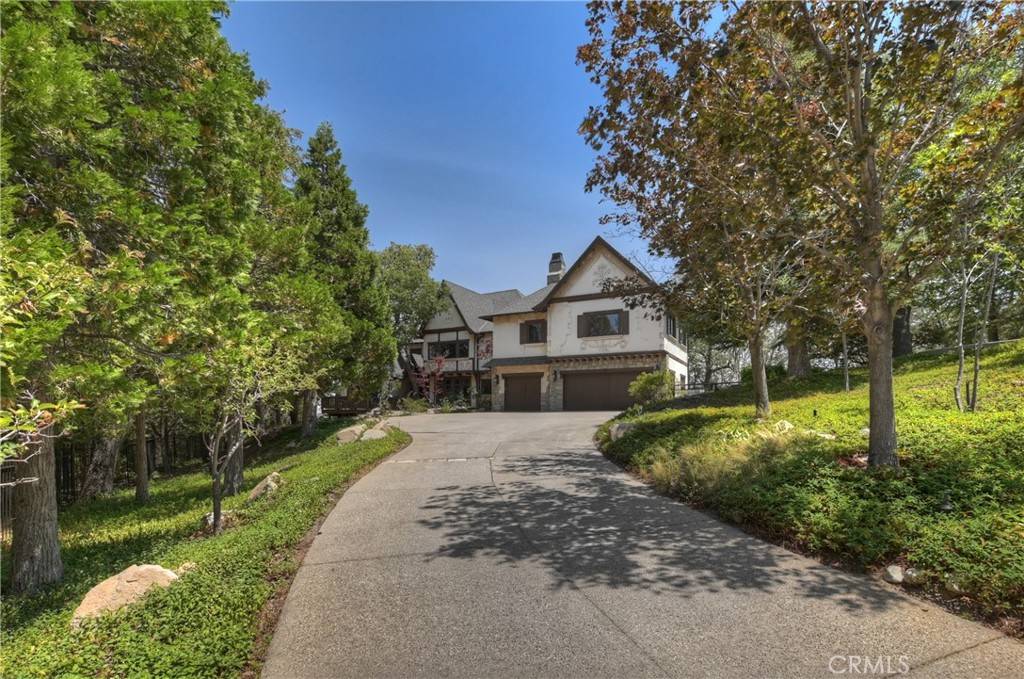 Lake Arrowhead, CA 92352,28324 Somerset LN